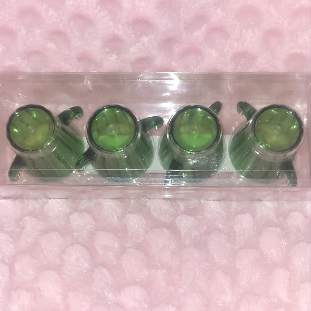 🌵4 Plastic Shot Glasses. New. - Picture 7 of 8